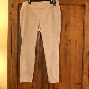 New York & Company Tan Patterned Pants